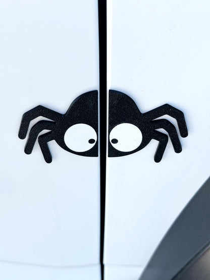 Gap Spider Plastic Emblem, Reusable! Works on all vehicles.