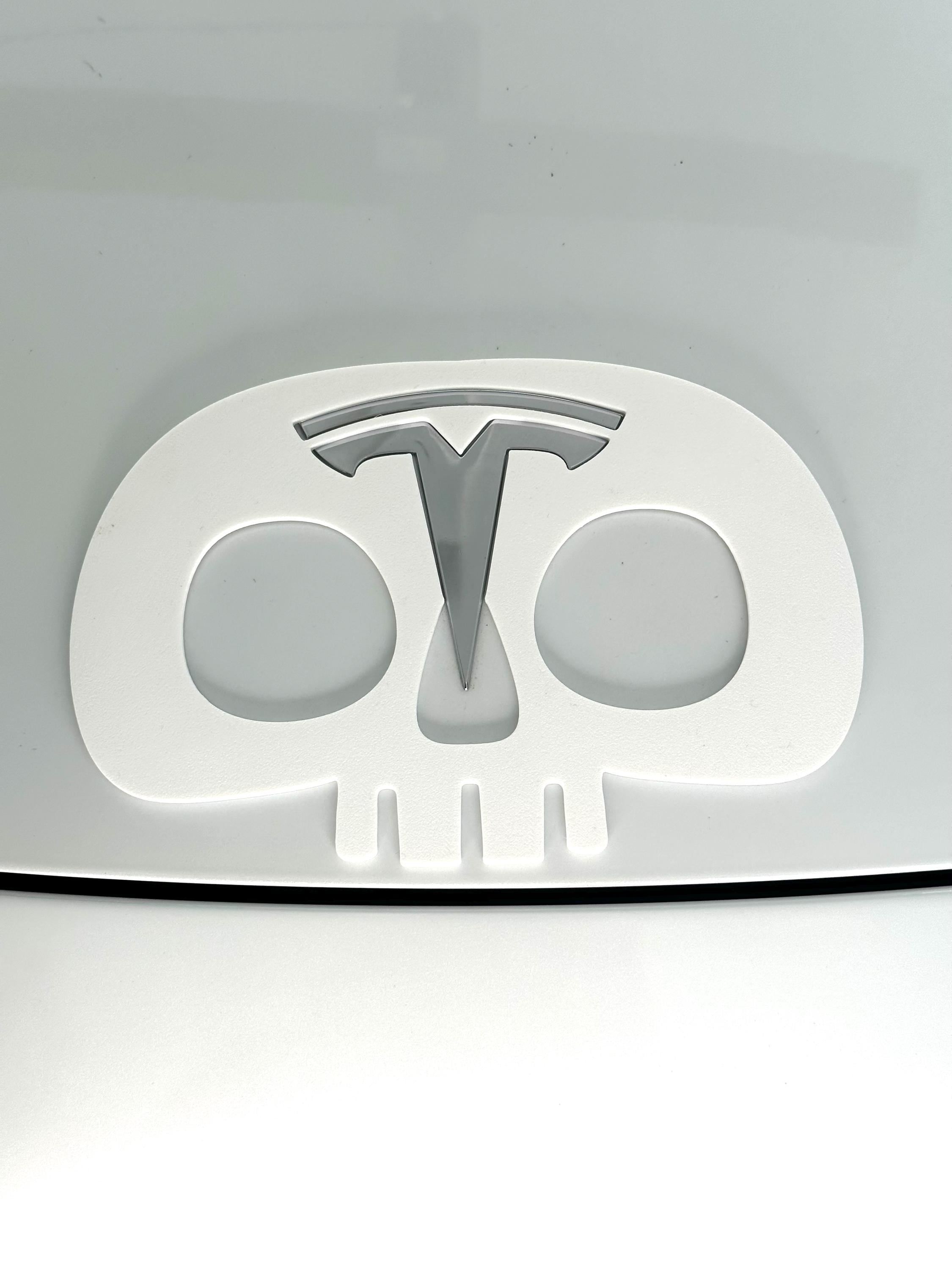 Skull Overlay for Tesla Emblem, Reusable!