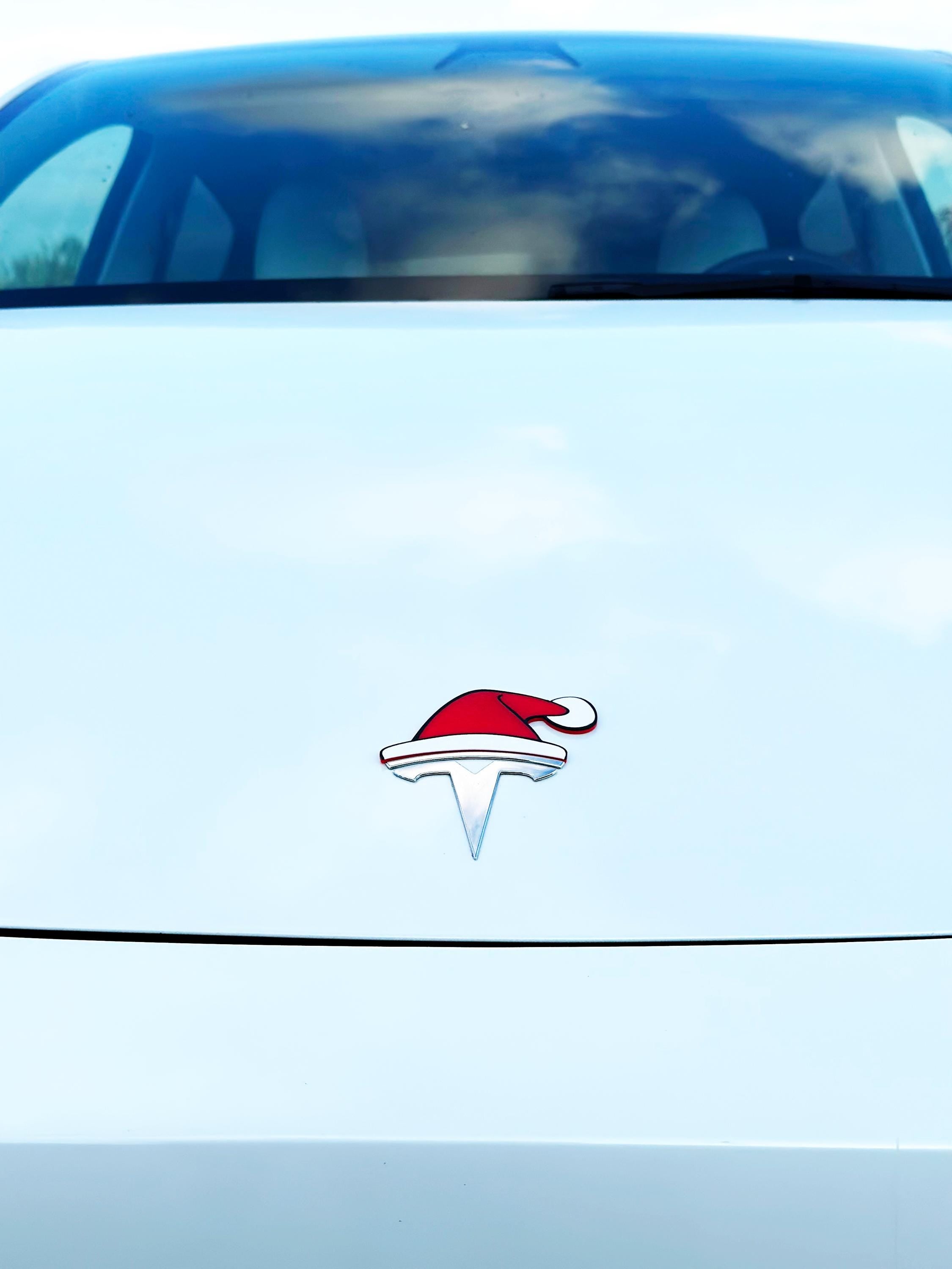 Santa Hat Overlay (w/black outline) for Tesla Emblem, Reusable!